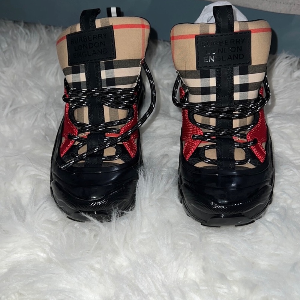 Burberry Sneakers Kids